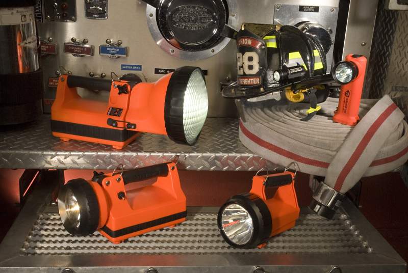 Linternas profesionales Streamlight para cuerpo de bomberos, incendio y  rescate. Distribución Comercial Muela, España.